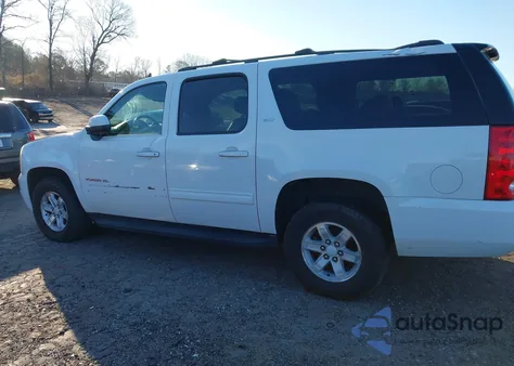 2011 GMC Yukon Xl 1500 Slt z USA, uszkodzony, nr VIN 1GKS2KE36BR209067